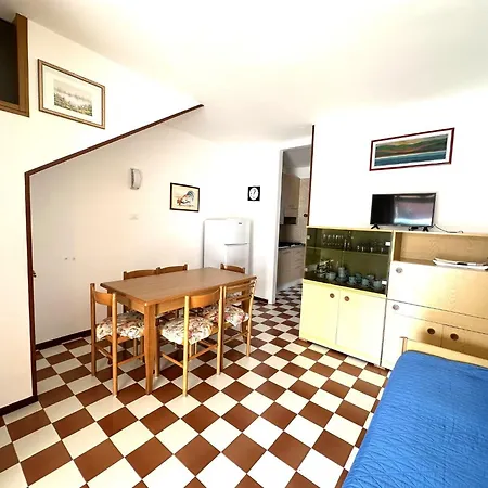 Vila Two-storey Flat *